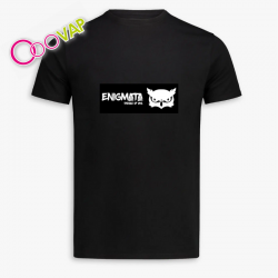Camiseta negra de manga...